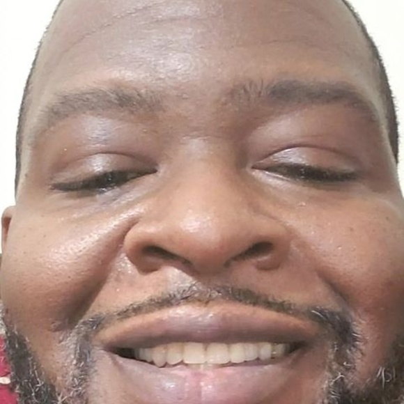 Meet your Posher, Andrew - Picture 1 of 1